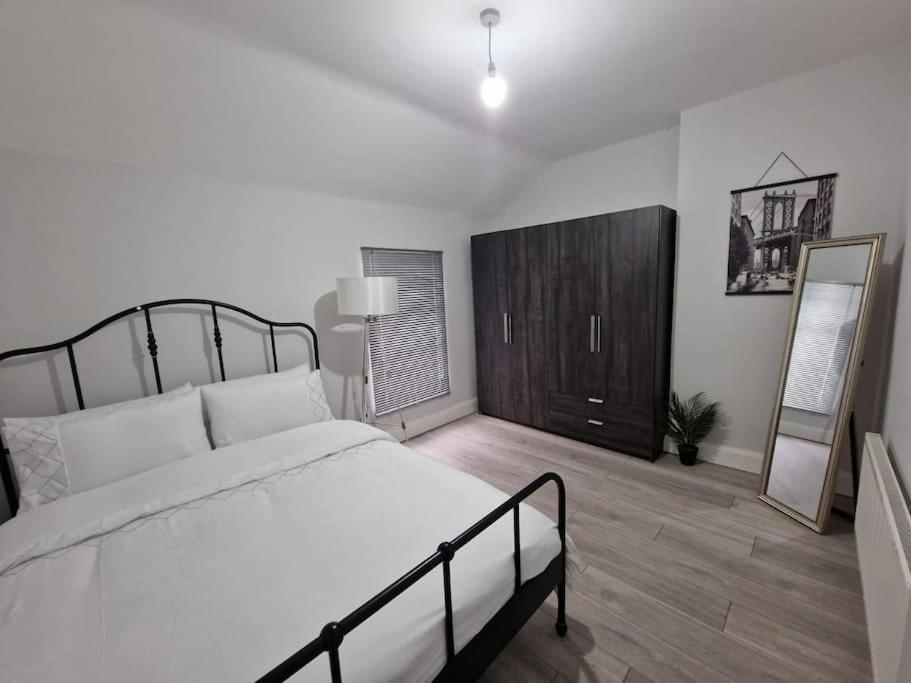 Modern Belfast City Home Екстер'єр фото